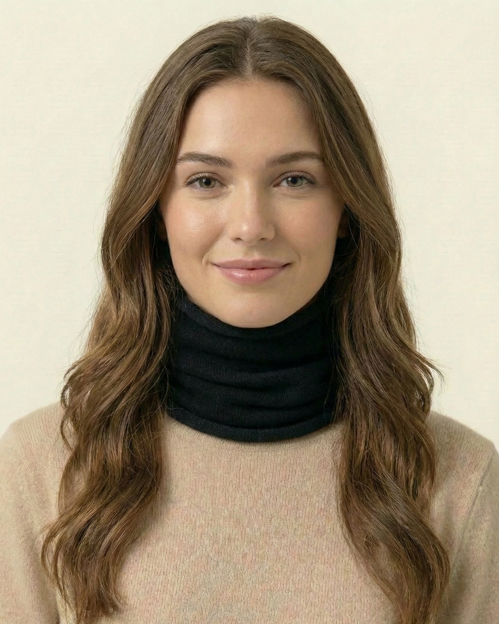 Black - Aura Cashmere Neckwarmer