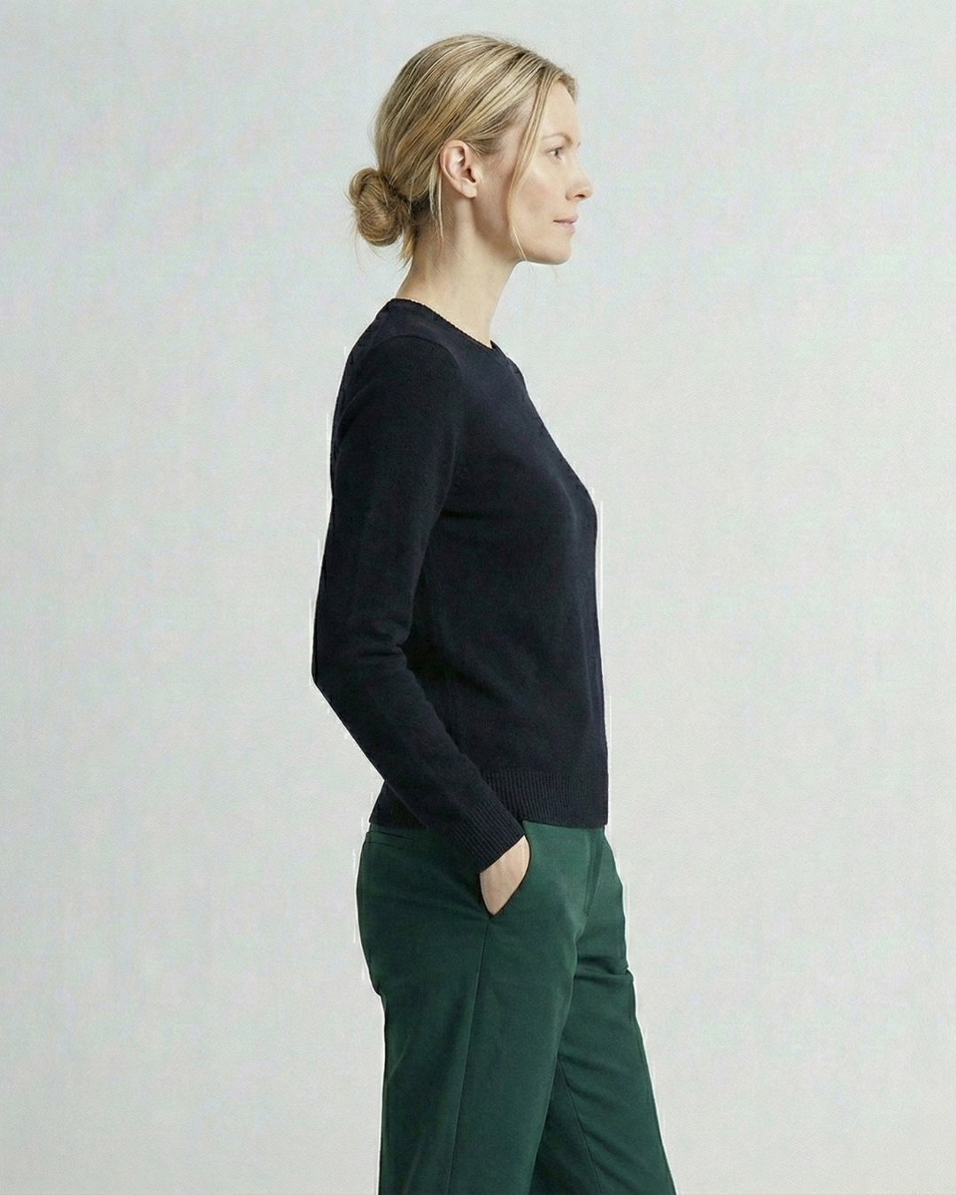 Black - Aura Cashmere Sweater